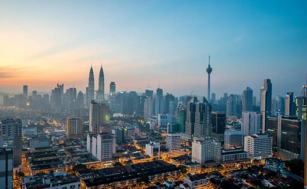 Superb Maya Twin Tower View Kuala Lumpur